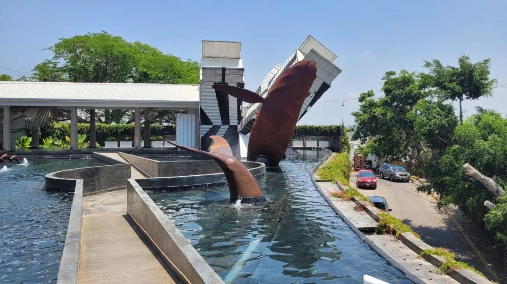 Hotel MUNBA Museo Nacional de la Ballena con day pass