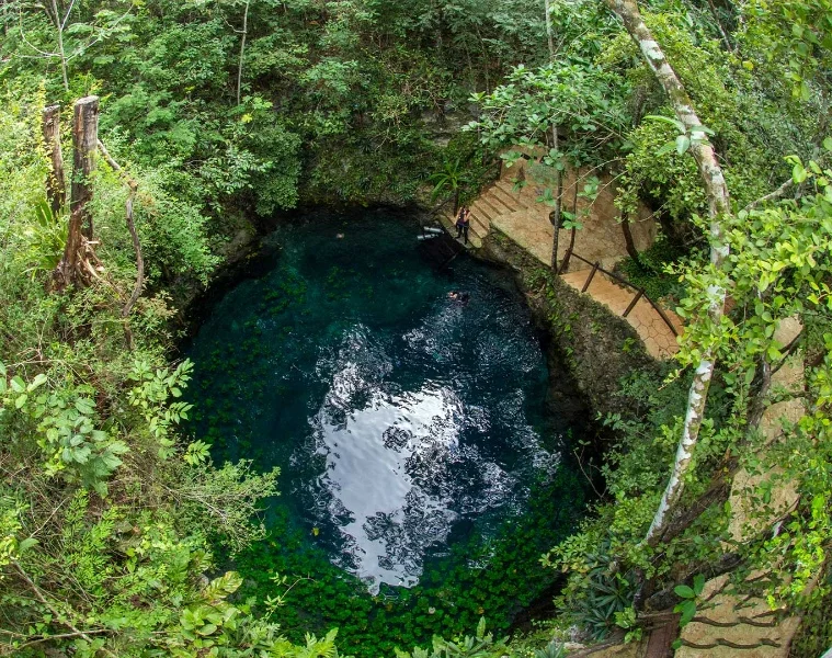 Hotel Cenotes Zapote Prehistóric Park con day pass
