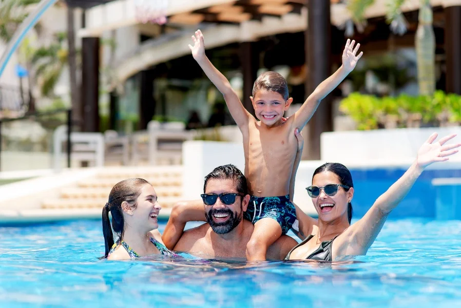 Hotel The Reef Playacar con day pass