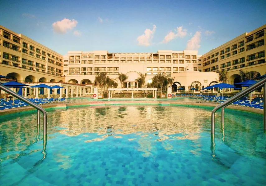 Hotel Marriott Cancun, An All-Inclusive Resort con day pass