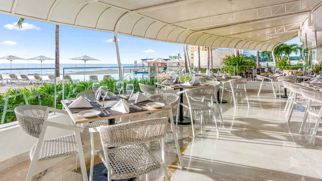 Hotel Park Royal Beach Mazatlán con day pass