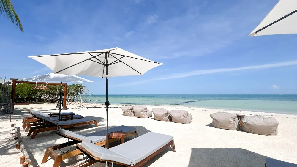 Hotel Ana y José Hotel & Beach Club Holbox con day pass