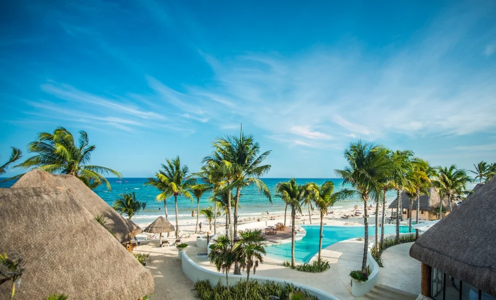 Hotel Mahekal Beach Resort con day pass