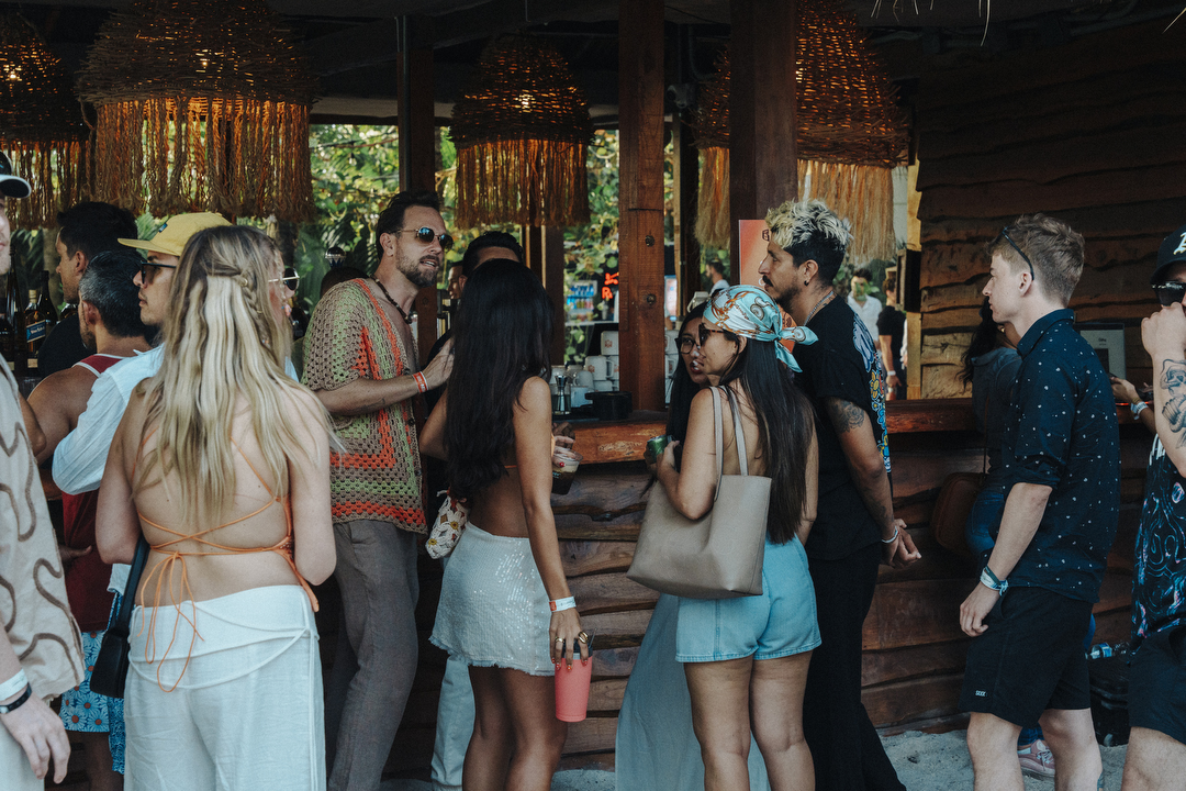 Hotel Mayan Monkey Isla Mujeres | Hotel Beach Front con day pass