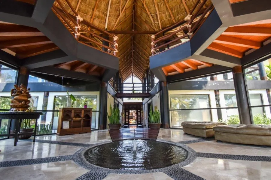 Hotel Krystal Grand Nuevo Vallarta con day pass