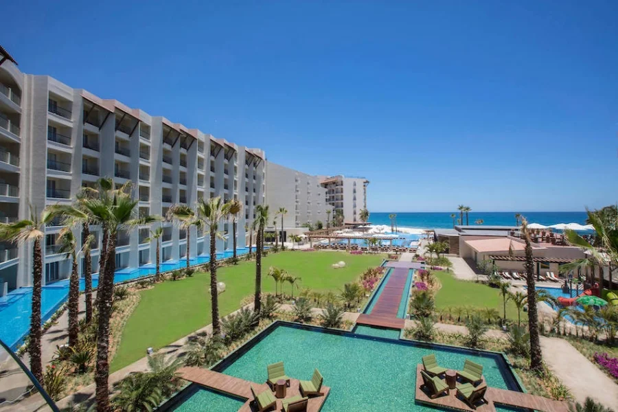 Hotel Krystal Grand Los Cabos con day pass