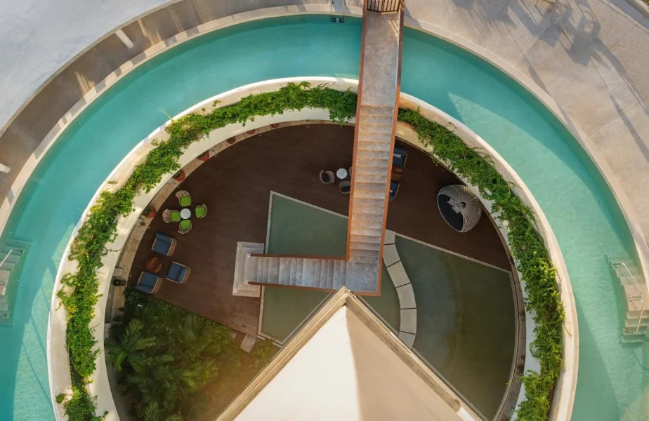 Hotel Hilton Garden Inn Cancun Airport con day pass