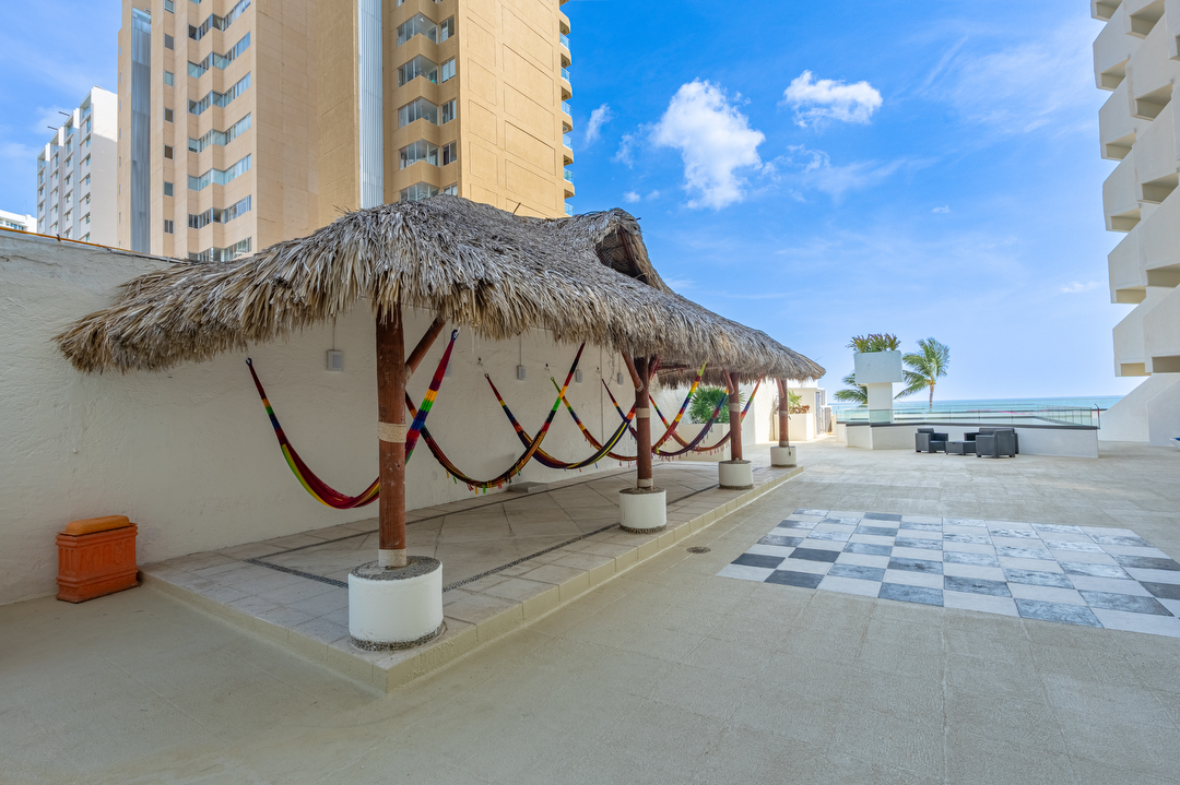 Hotel Copacabana Beach Hotel Acapulco con day pass