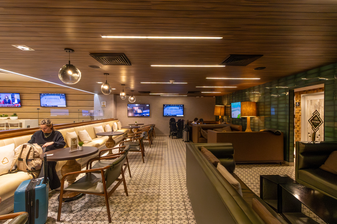 Hotel Mera VIP Lounges Terminal 4 con day pass