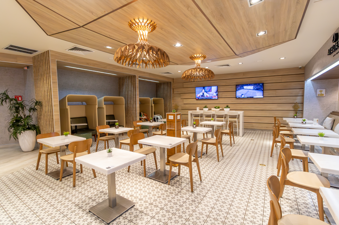 Hotel Mera VIP Lounges Terminal 4 con day pass