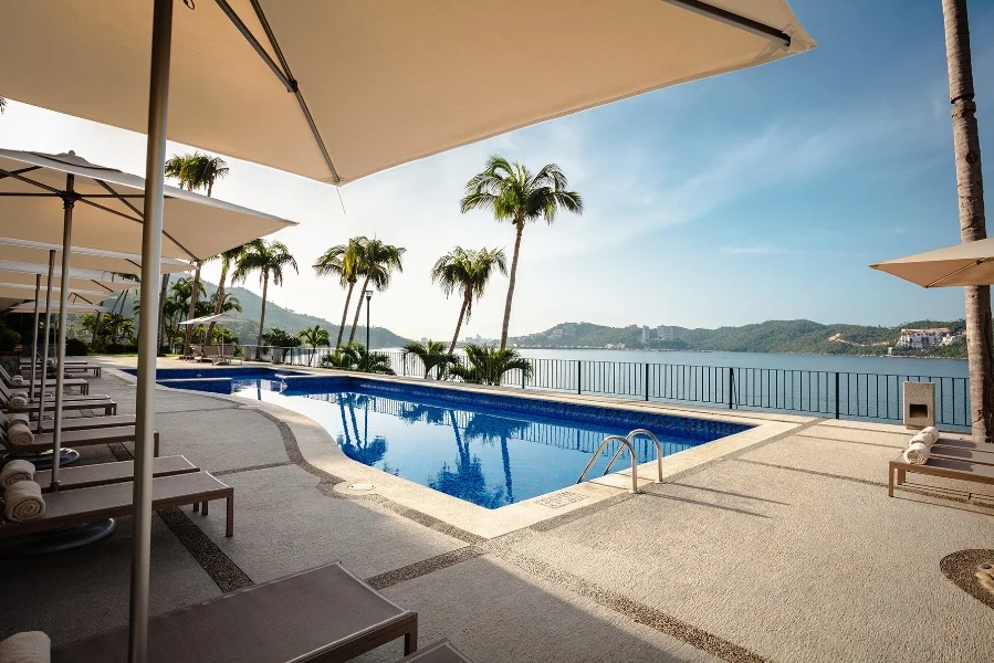 Hotel Camino Real Acapulco con day pass