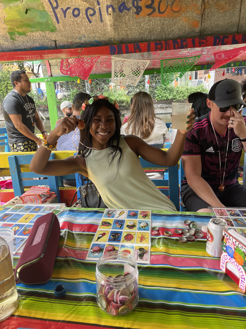Hotel Fiesta Mexicana en Xochimilco con day pass