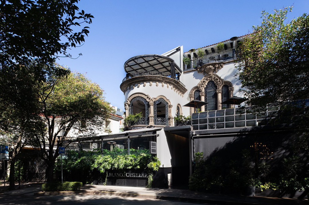 Hotel Tardeo Blanco Castelar con day pass