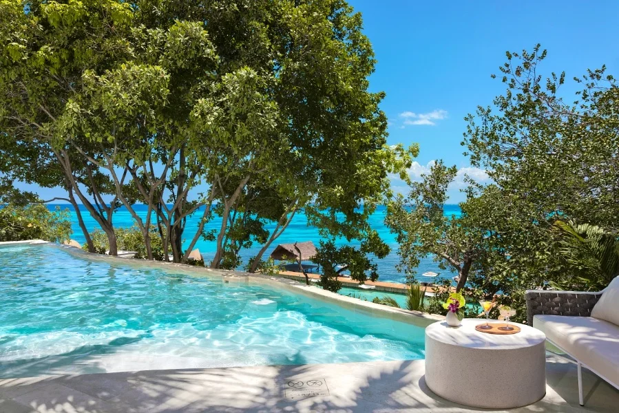 Hotel Impression Isla Mujeres by Secrets con day pass