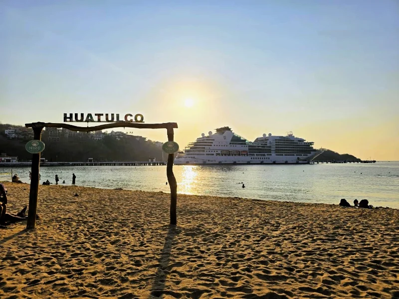 Hotel Nirú Beach Club by Binniguenda Huatulco con day pass