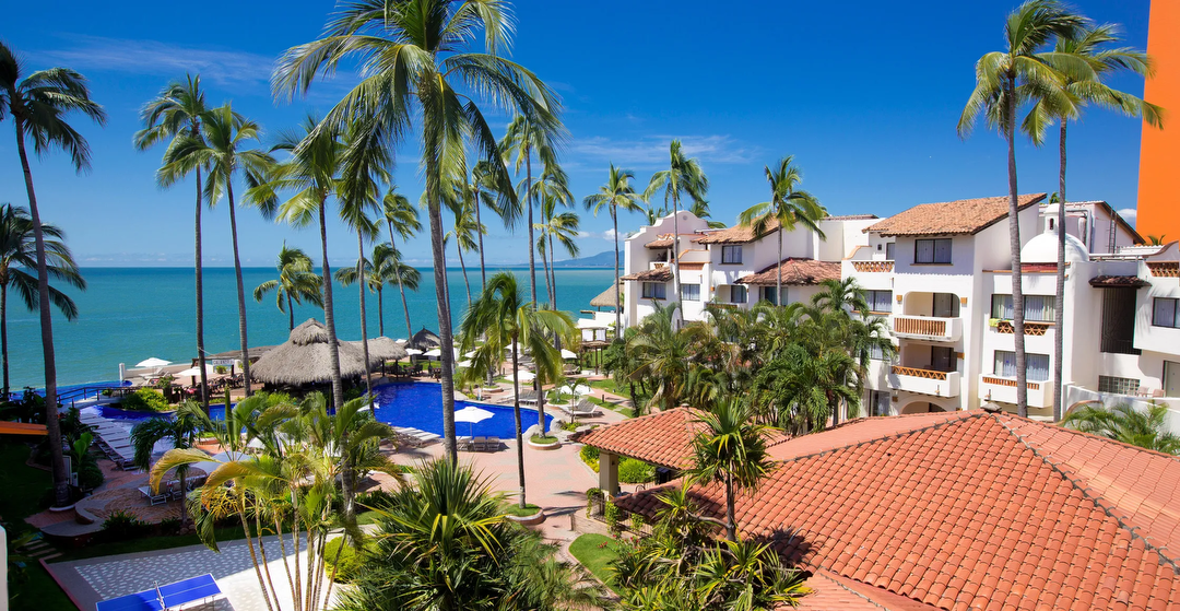 Hotel Plaza Pelicanos Grand Beach Resort con day pass