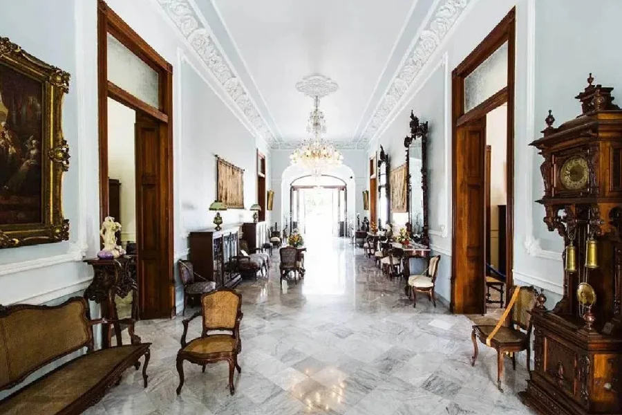 Hotel Tour Privado Ciudad de Merida con day pass