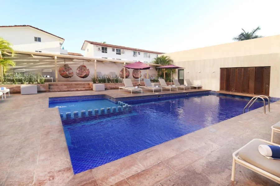 Hotel City Express Plus by Marriott Puerto Vallarta con day pass