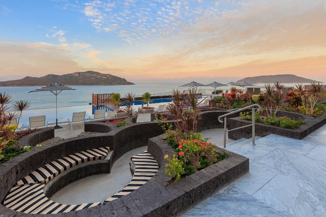 Hotel Courtyard by Marriott Mazatlán Beach Resort con day pass