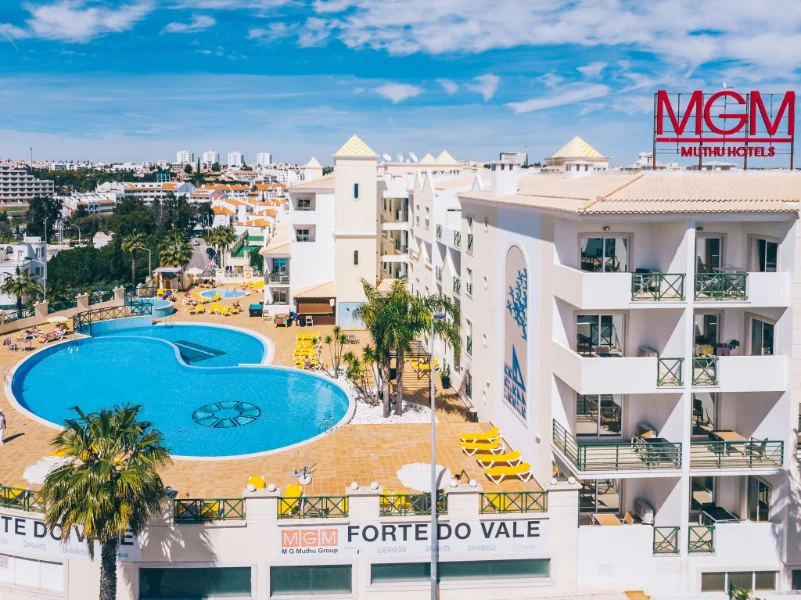 Hotel Grand Muthu Forte do Vale con day pass